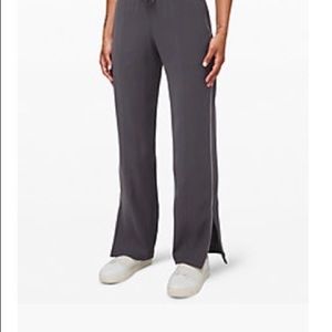 LULULEMON Women’s On The Right Track Pant 31”